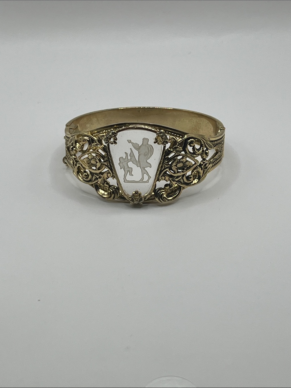 🌟WHITING & DAVIS INTAGLIO BRACELET🌟